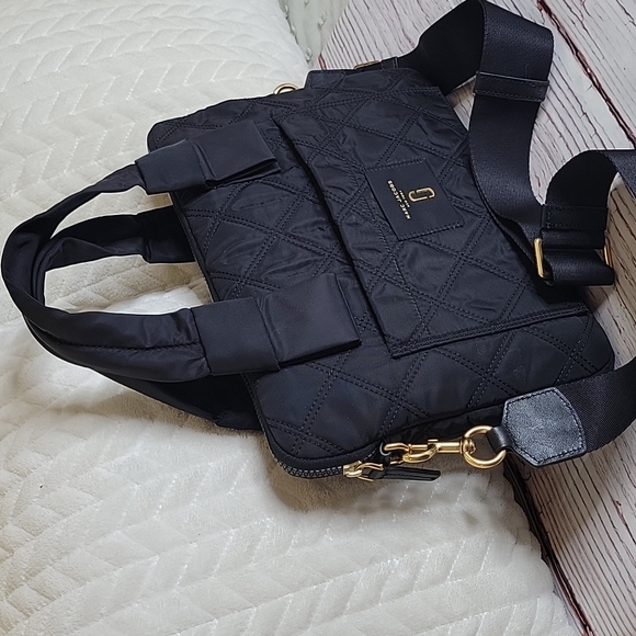 Marc Jacobs Bags Marc Jacobs Diamond Quilted Laptop Bag Poshmark